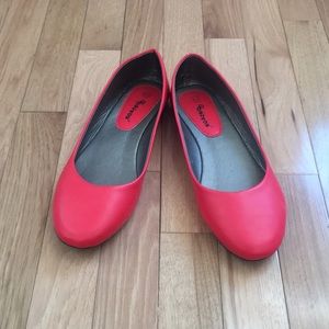 Never before worn red flats!